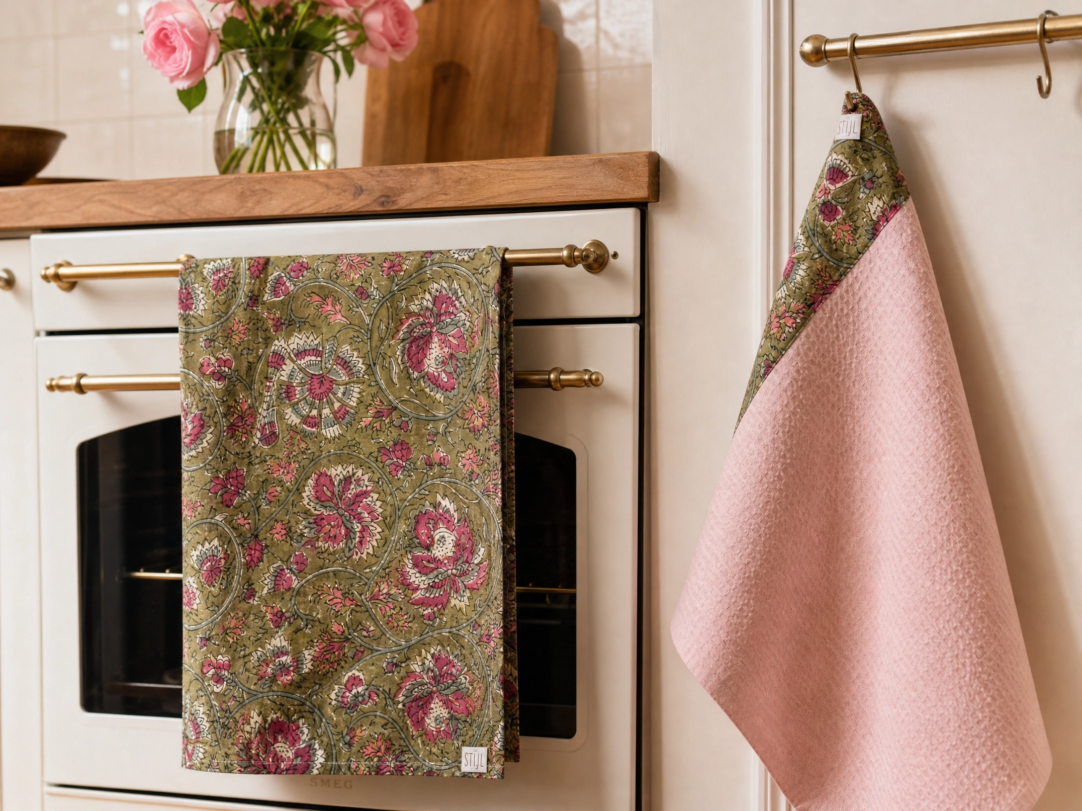 Vintage Blomme Teedoekstel – 2 Stuk